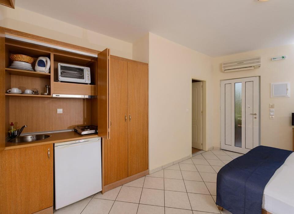 Platanias Mare Hotell Exteriör bild