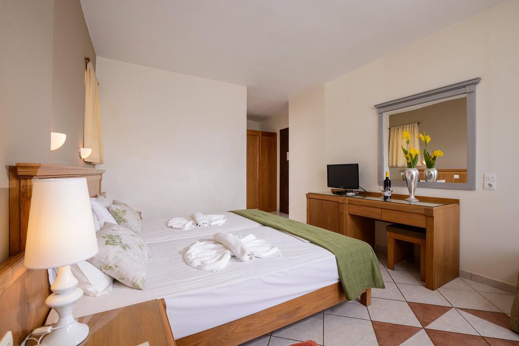 Platanias Mare Hotell Rum bild