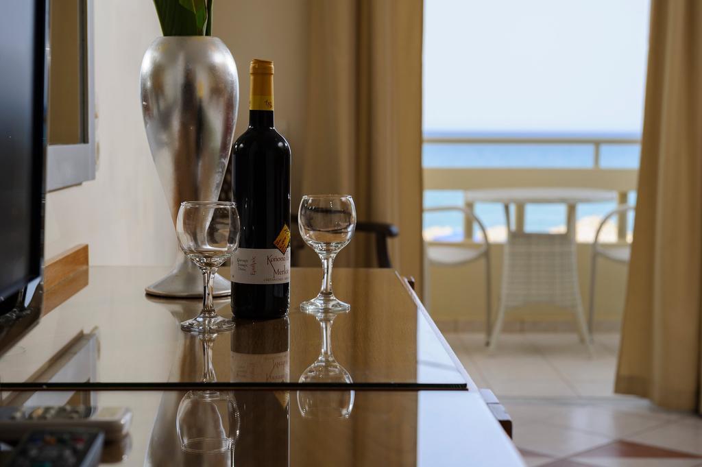 Platanias Mare Hotell Rum bild