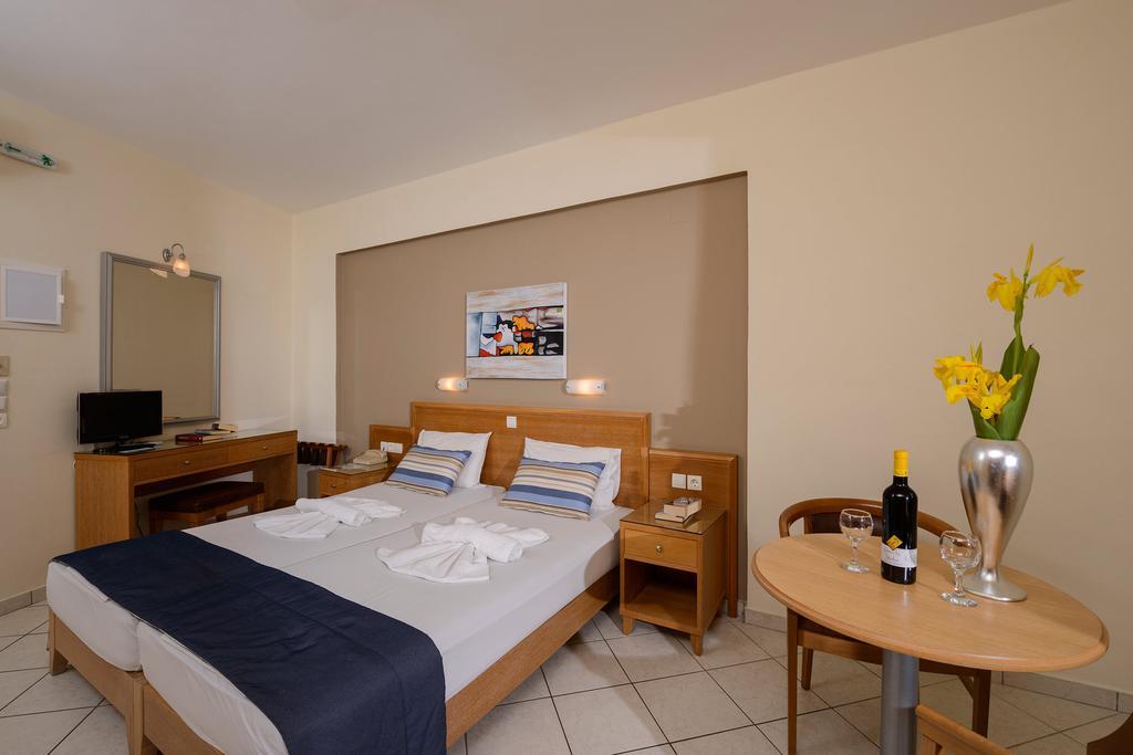 Platanias Mare Hotell Rum bild